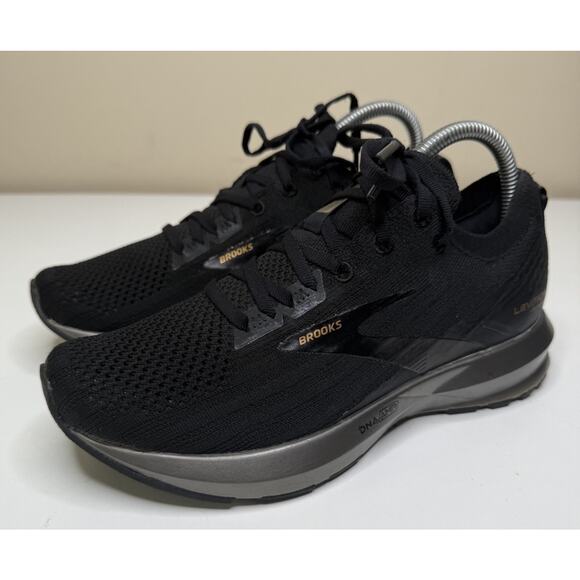 Brooks Levitate 3 Limited Edition Running Shoe Womens 7 Black Knit 1203131 Low - Picture 3 of 10